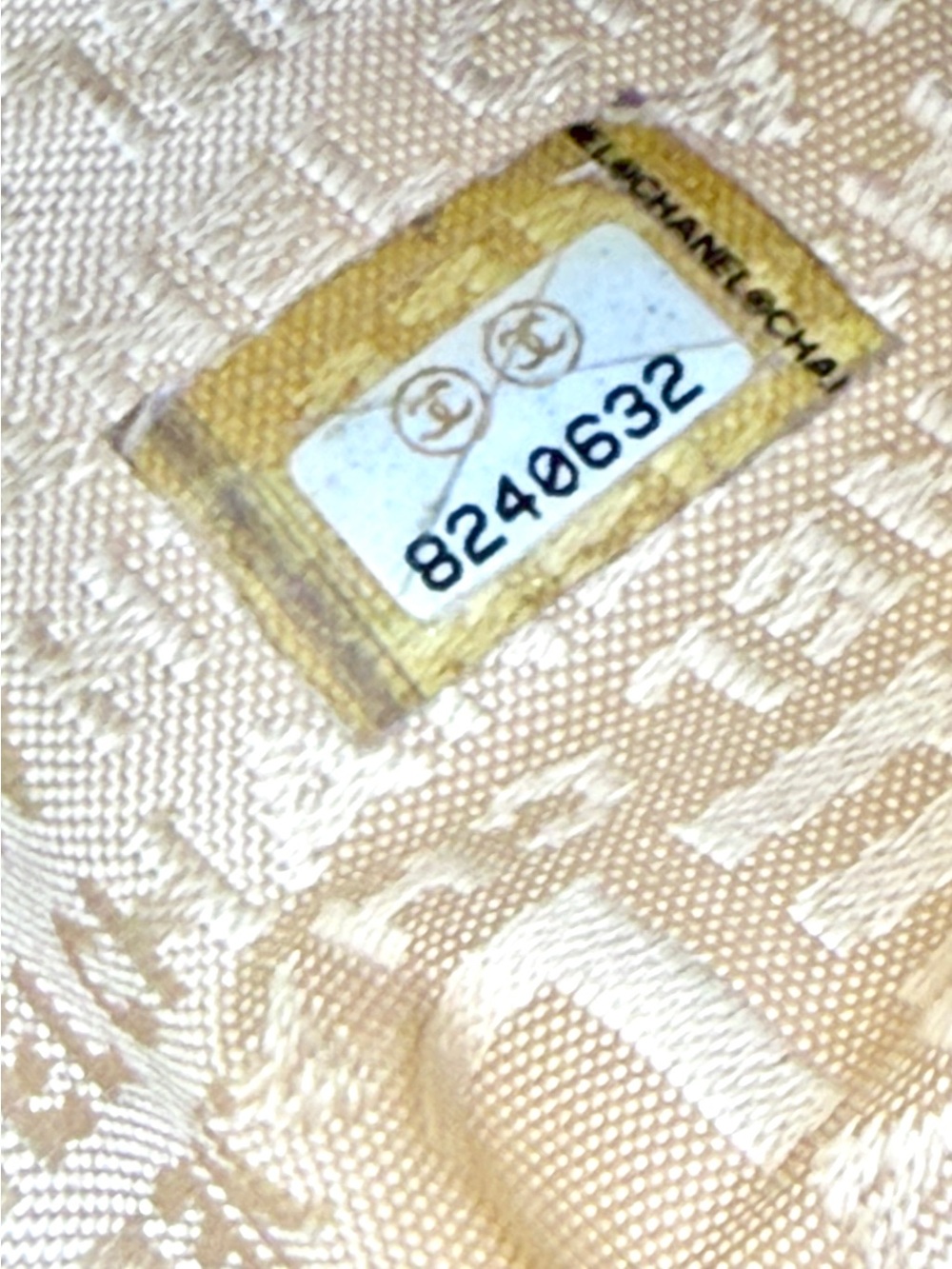 Auth CHANEL Tan Chocolate Bar East West Bag crazy stitch Quilted Leather Satchel - Picture 16 of 17